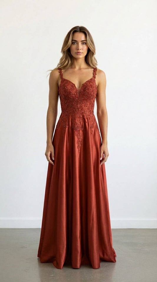 Svetlomodré spoločenské šaty Tiara s vreckami a čipkou